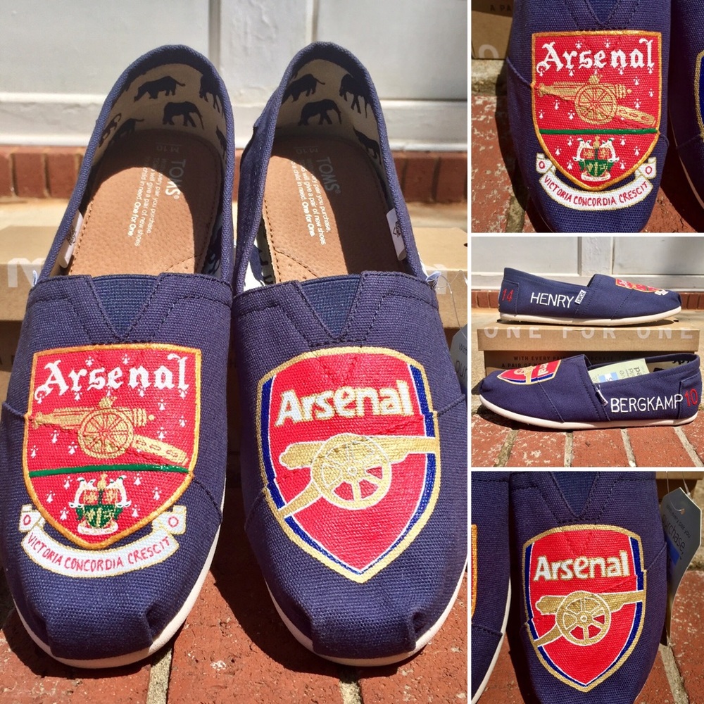 FC Arsenal custom hand painted TOMS